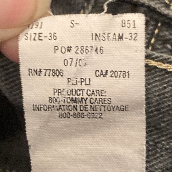 Tommy Jeans ripped knee black size 36 /32 great condition no flaws mens - Picture 4 of 9